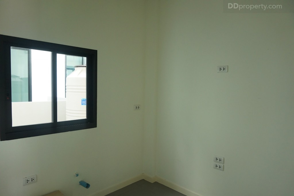 Pieamsuk Pinklao KanjanapisekDSC08200-012