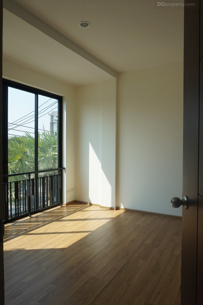 Pieamsuk Pinklao KanjanapisekDSC08211-022