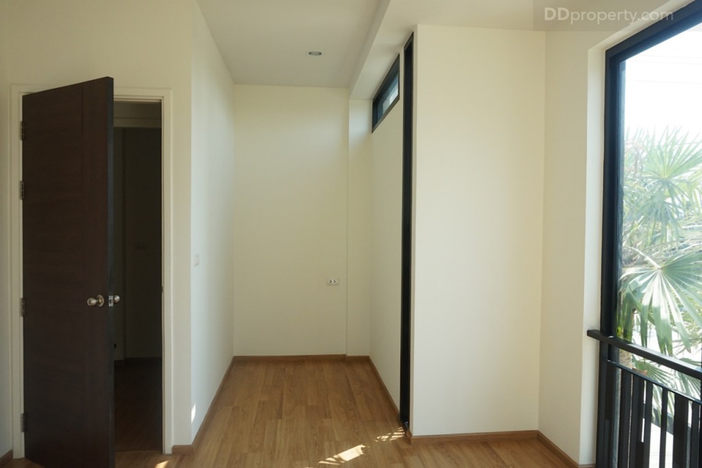 Pieamsuk Pinklao KanjanapisekDSC08212-023