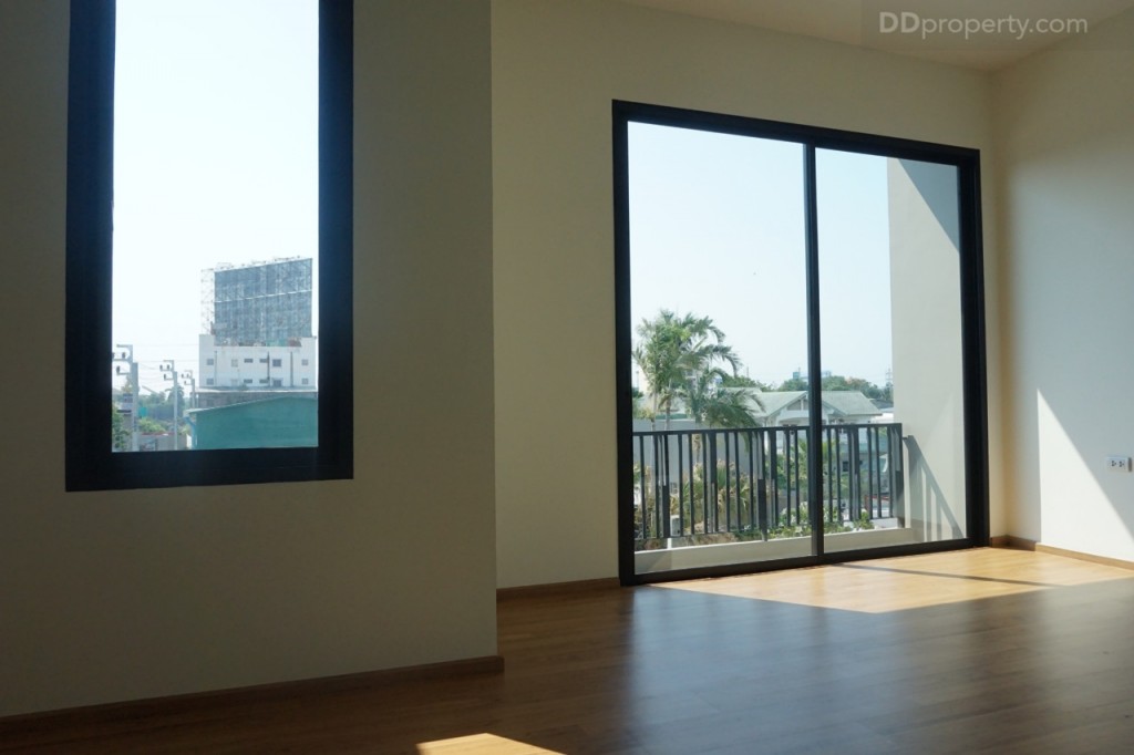 Pieamsuk Pinklao KanjanapisekDSC08225-034