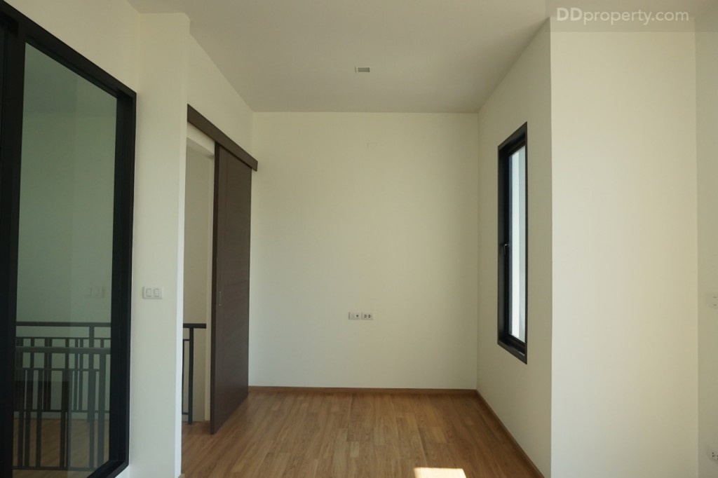 Pieamsuk Pinklao KanjanapisekDSC08228-037