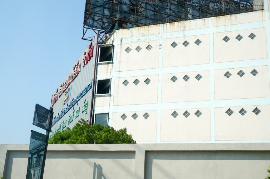 Pieamsuk Pinklao KanjanapisekDSC08240-003