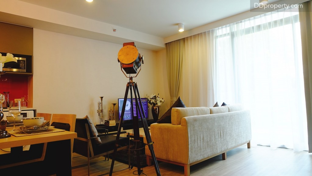 เมื่อเดินขึ้นมาส่วนแรกที่จะเจอก่อนเลยคือโซนนั่งเล่น