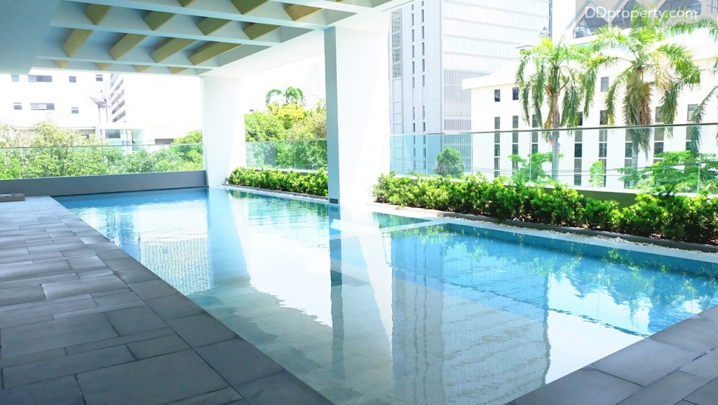 สระว่ายน้ำระบบน้ำเกลือขนาด 6x5 เมตร ลึก 1.4 เมตร