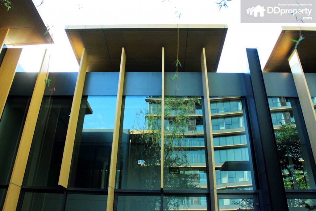 ห้องSOHO ที่เป็นประเภทวิลล่า ดูเพล็กซ์หน้ากว่า 5 เมตรโดยประมาณ