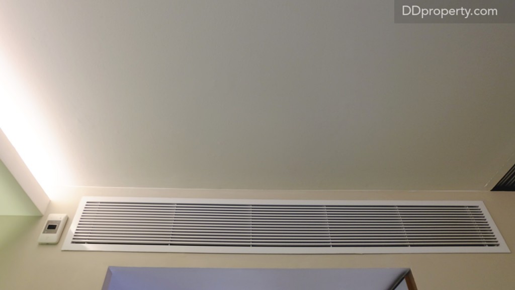 แอร์จะเป็นชนิดซ่อนหลังผนัง