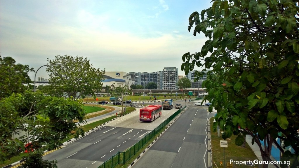 White Sands and Pasir Ris MRT station from Coco Palms overhead bridge