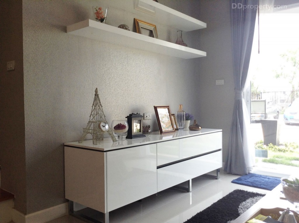 lio bliss Kanjanapisek-Chaiyaphreukp41-036