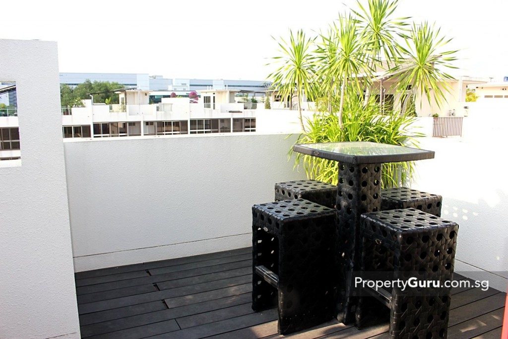 luxus hills roof terrace 2