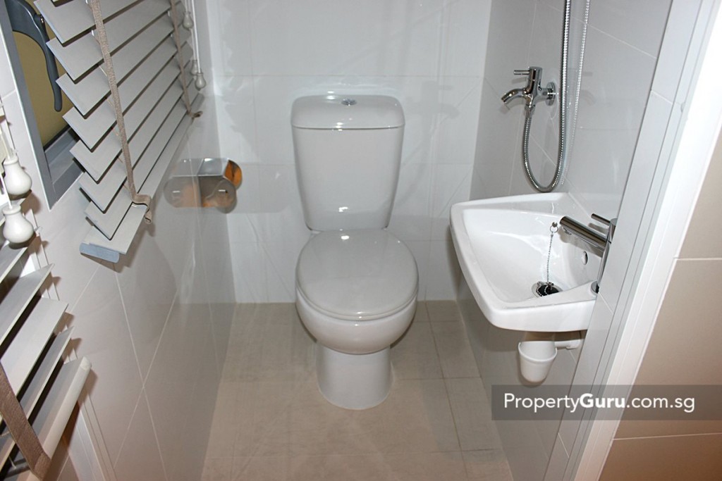 rivertrees residences water closet 3 BR DK