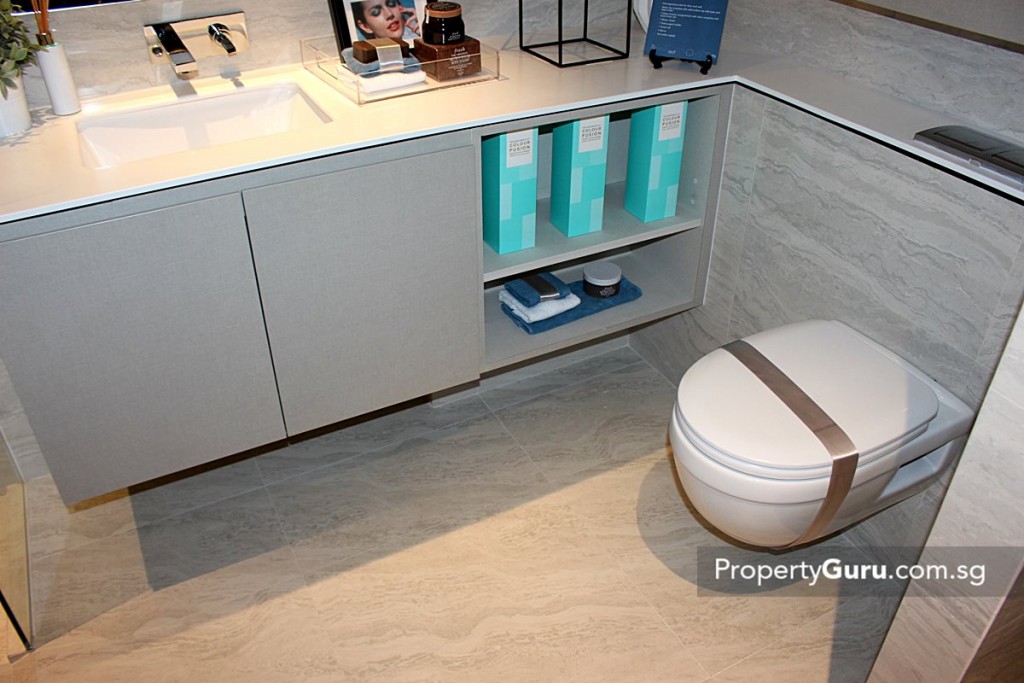 sturdee residences common bathroom 2 BR 1