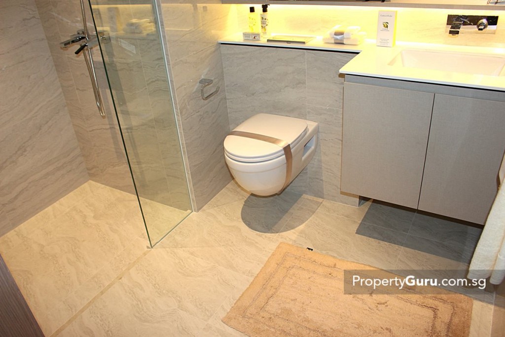 sturdee residences common bathroom 4 BR