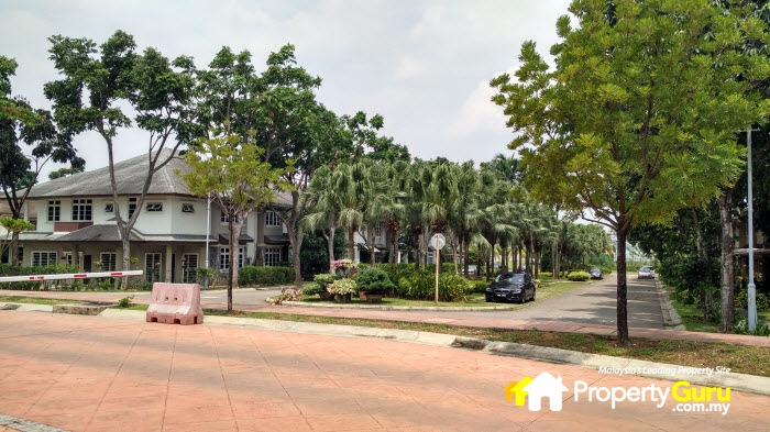 010Opus- Neighbourhood 1