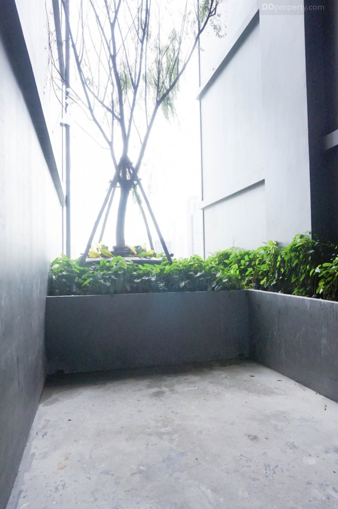 13 A Space ID Asoke RatchadaDSC09005-097