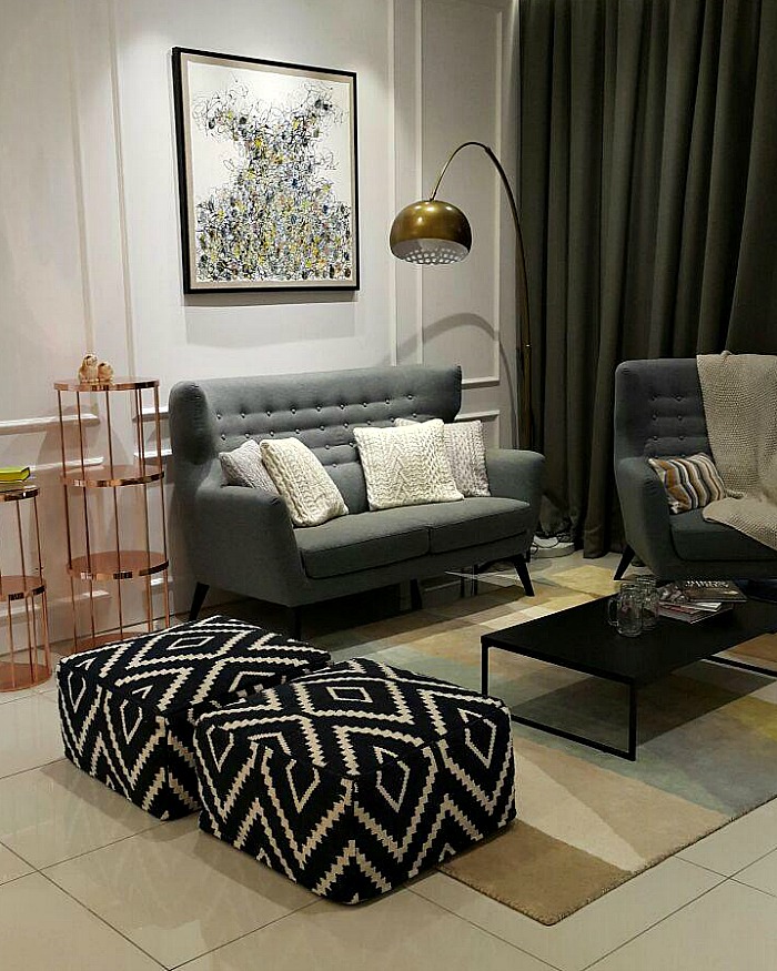 18 - Gravit8 - Living Room