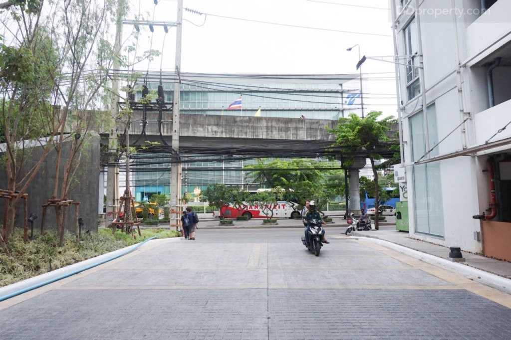 2 A Space ID Asoke RatchadaDSC09041-115