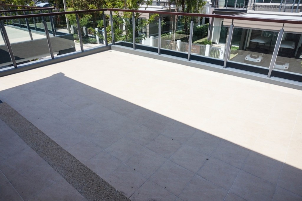 Chaunchun Grand Ratchapruek Rama 554 DSC09116-046