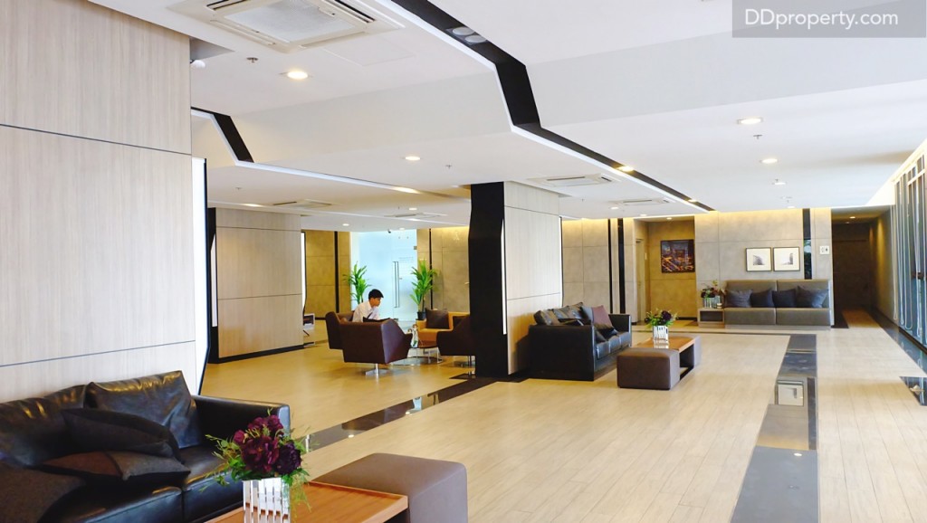 Ideo Sathorn-ThrapraDSCF9435