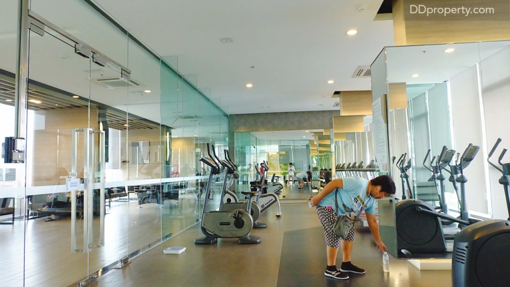 หรือใครอยากจะปั่นจักรยานก็มีเครื่องรองรับการใช้งานเช่นกัน