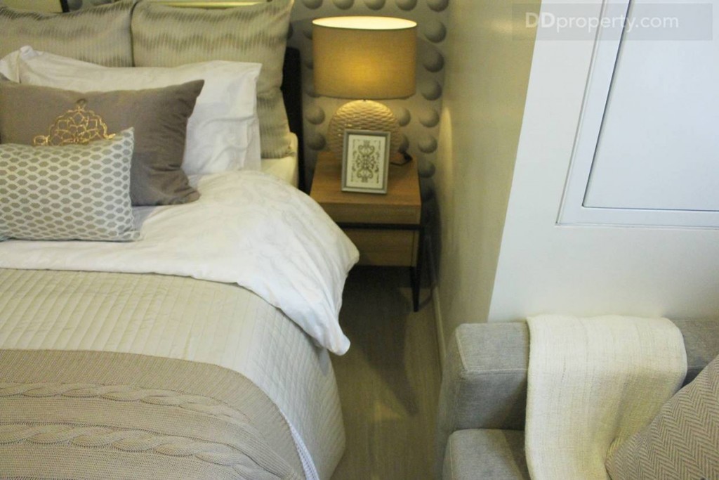 พื้นที่ว่างด้านข้างเตียง