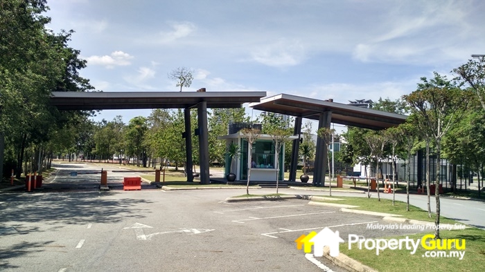 Symphony- Guardhouse