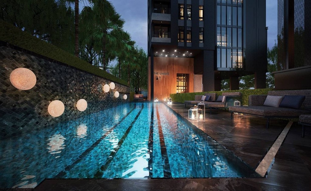 ภาพจำลองสระว่ายน้ำของโครงการ