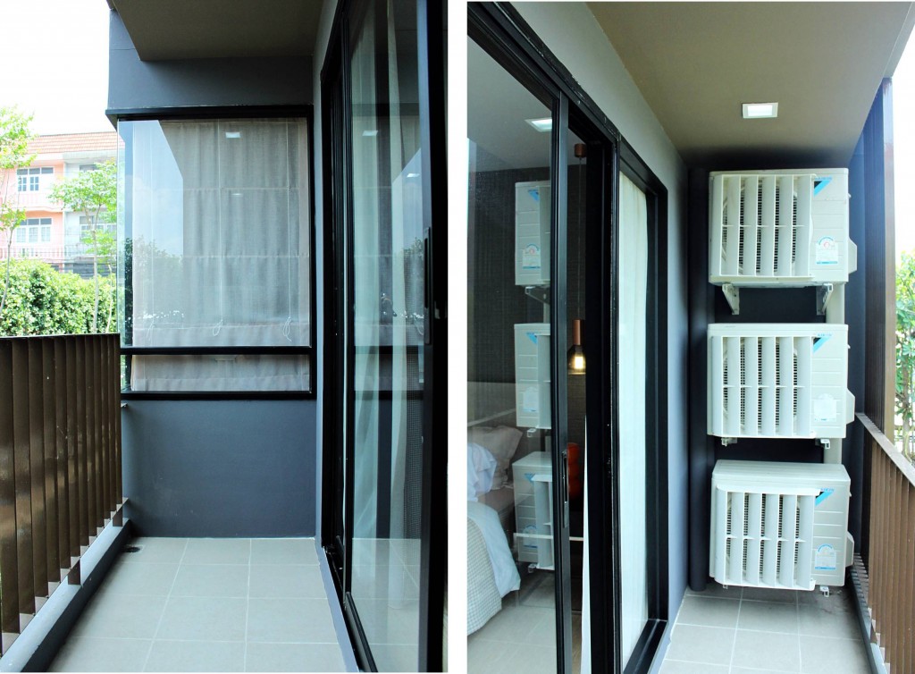 พื้นที่ของระเบียงเป็นแนวยาวรูปสี่เหลื่ยมผืนผ้า ขนาดความกว้างประมาณ 1.7 x 3 เมตรโดยประมาณ แม้ว่าจะออกมานั่งชิลๆ ริมระเบียงไม่ได้แต่ก็เปิดออกมายืนรับลมชมวิวได้ บริเวณระเบียงมีการซ้อนและจัดวางคอมฯ แอร์ได้อย่างลงตัว