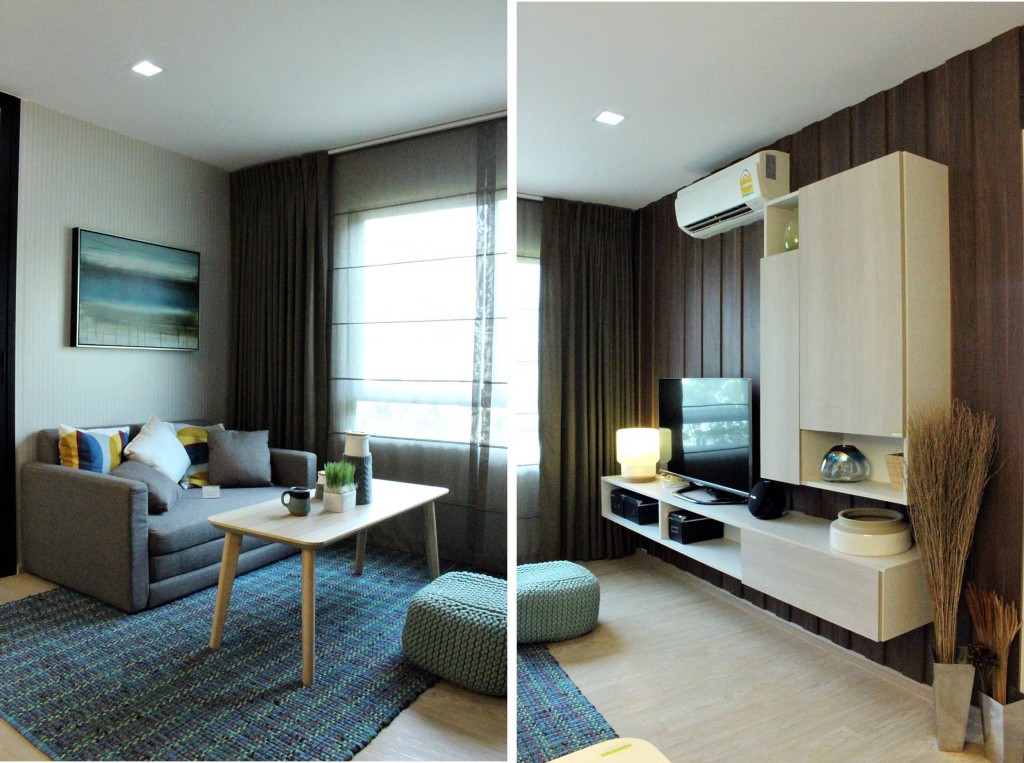 รูปซ้ายเป็นโซฟาขนาด 2 ที่นั่ง แบบมาตรฐานของโครงการพร้อมโต๊ะกาแฟ เหมือนกับห้องอื่นๆ รูปขวามือมีการบิลท์อินลอยตัวเพื่อความสะดวกในการทำความสะอาด ความสูงของห้อง 2.4 เมตร