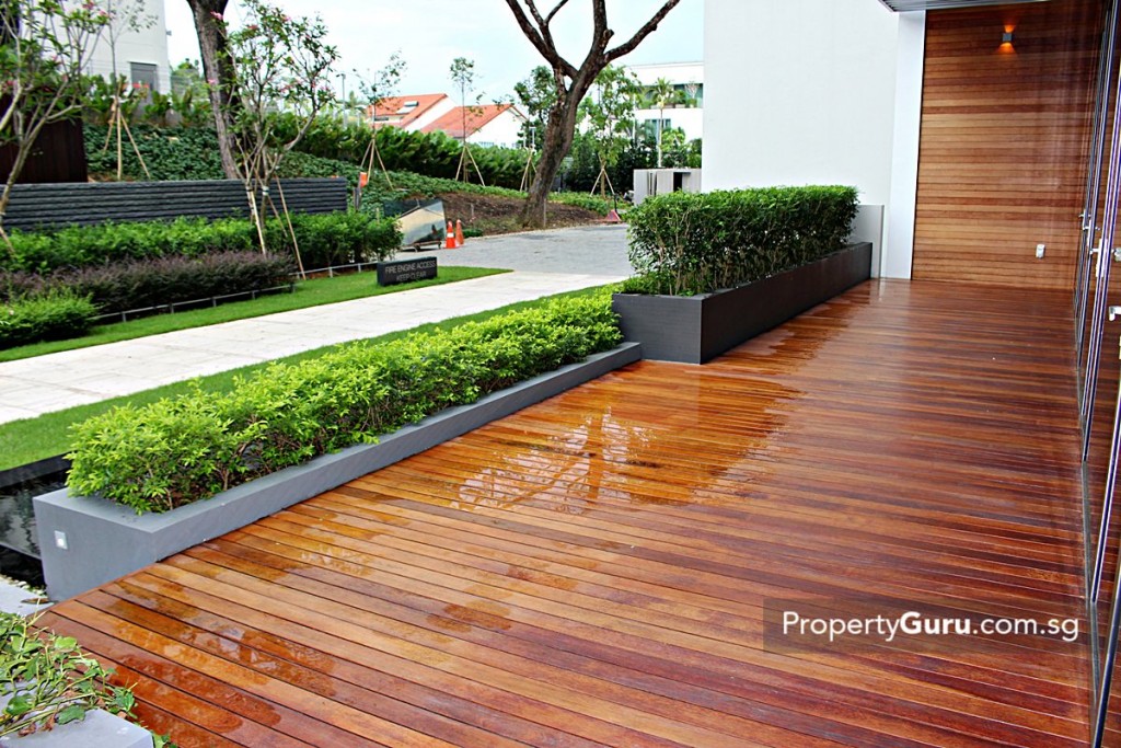 seletar park residence balcony