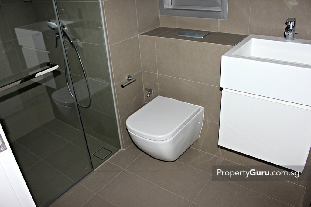 seletar park residence common bathroom 1