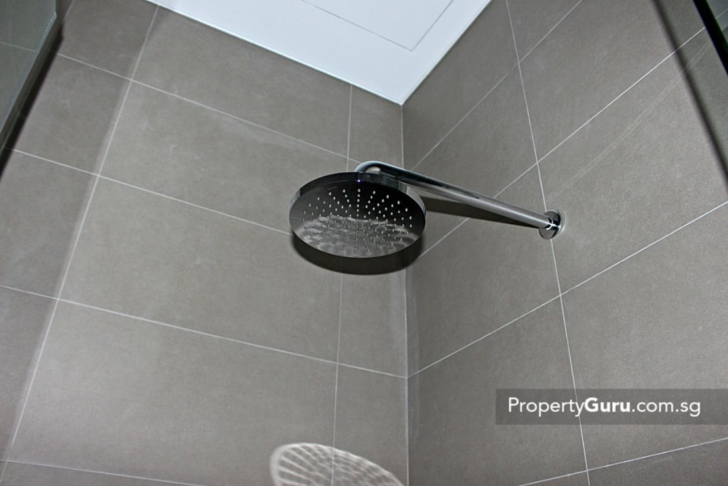 seletar park residence common bathroom 3