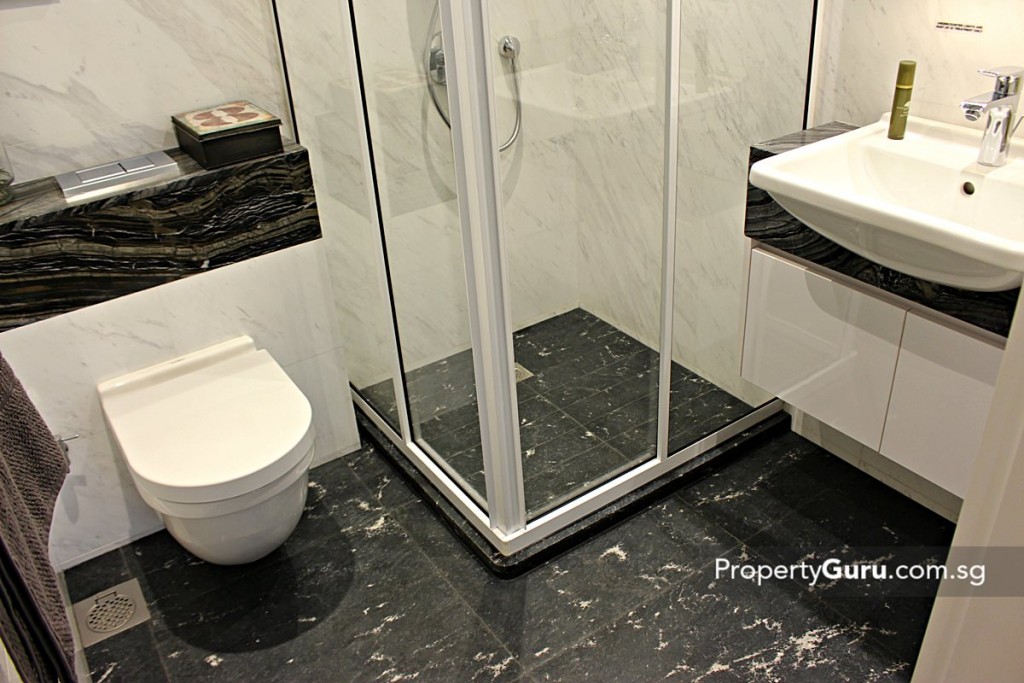 sophia hills bathroom 2 BR DK main