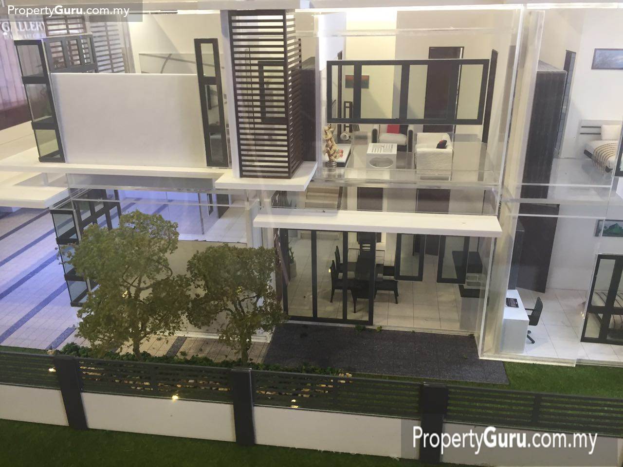 Seiring Residences Scale Model