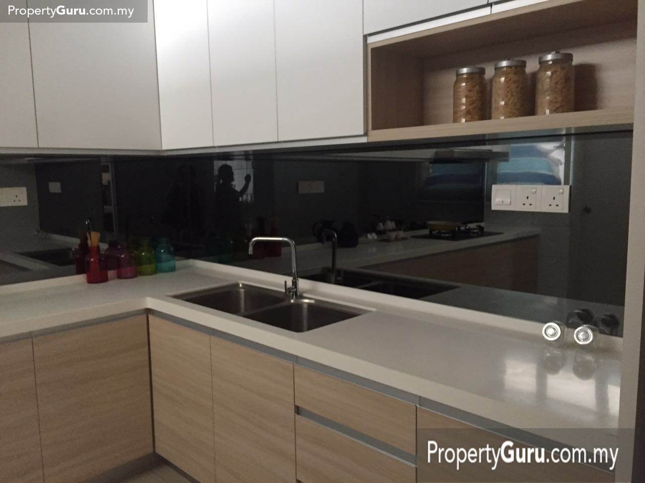 Seiring Residences Show Unit Kitchen