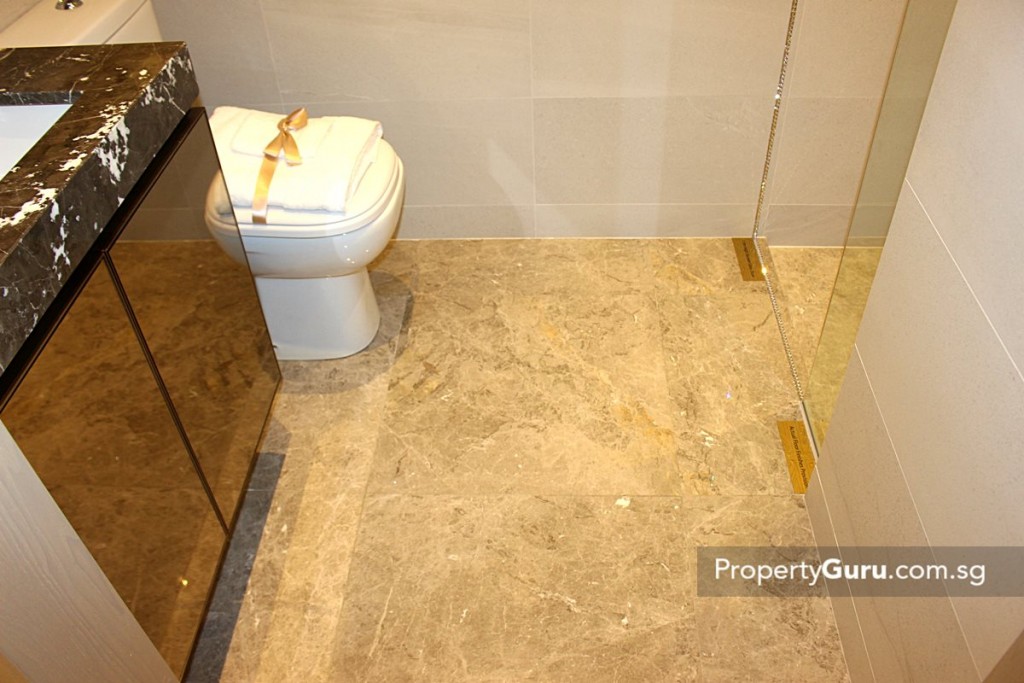 stars of kovan common bathroom 2 BR 1