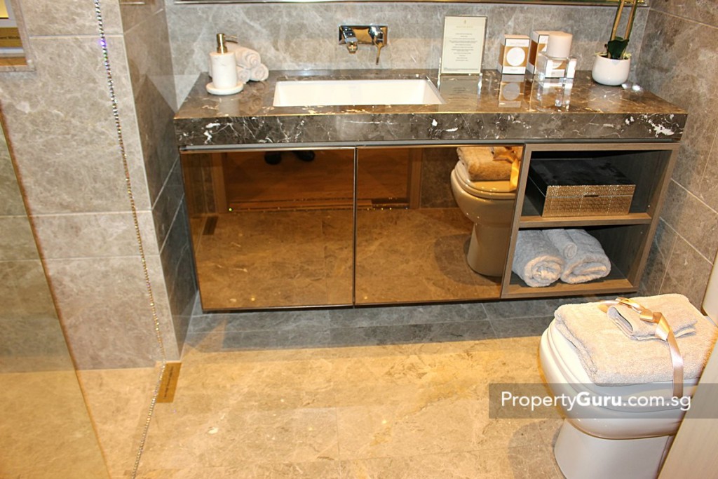 stars of kovan master bathroom 2 BR 1