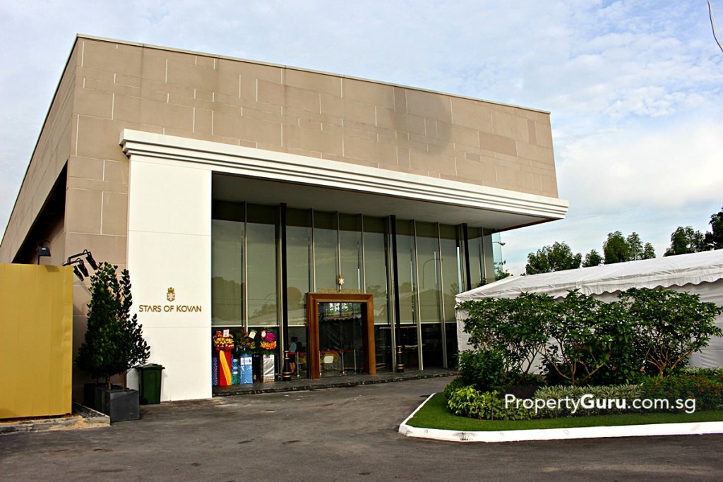 stars of kovan show flat