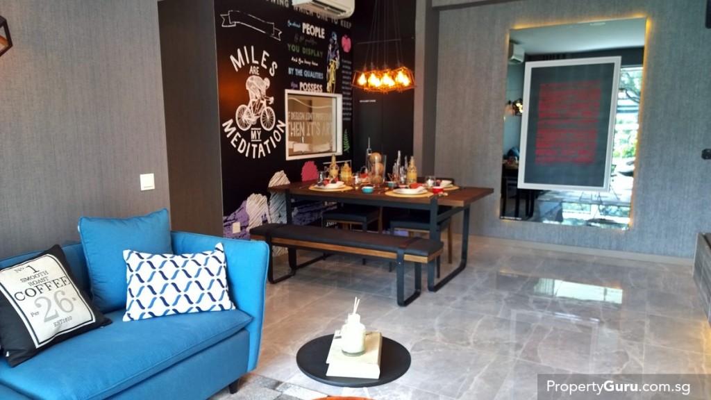 3BR living and dining room