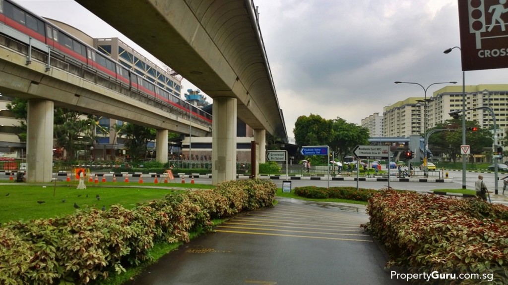 Admiralty MRT Station and integrated centre