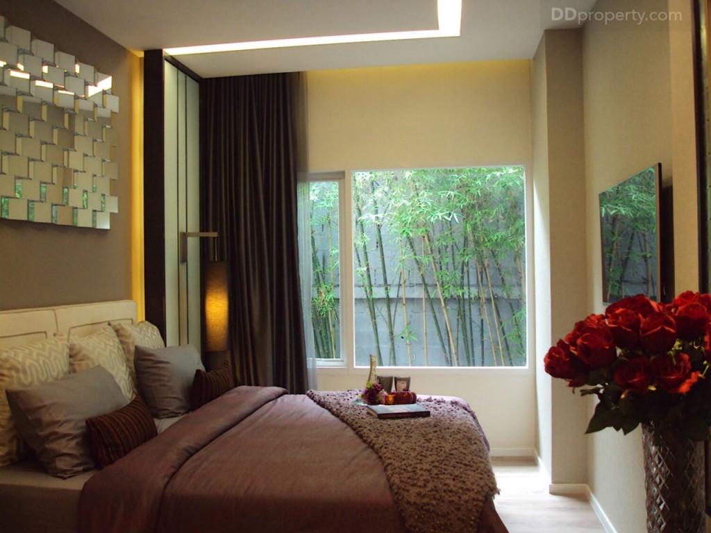 Amber RattanathibetAmber_49-035