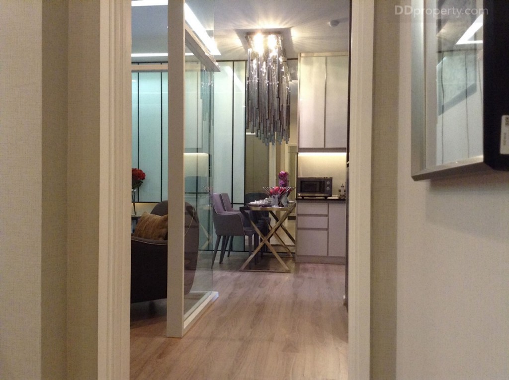 Amber RattanathibetAmber_50-036