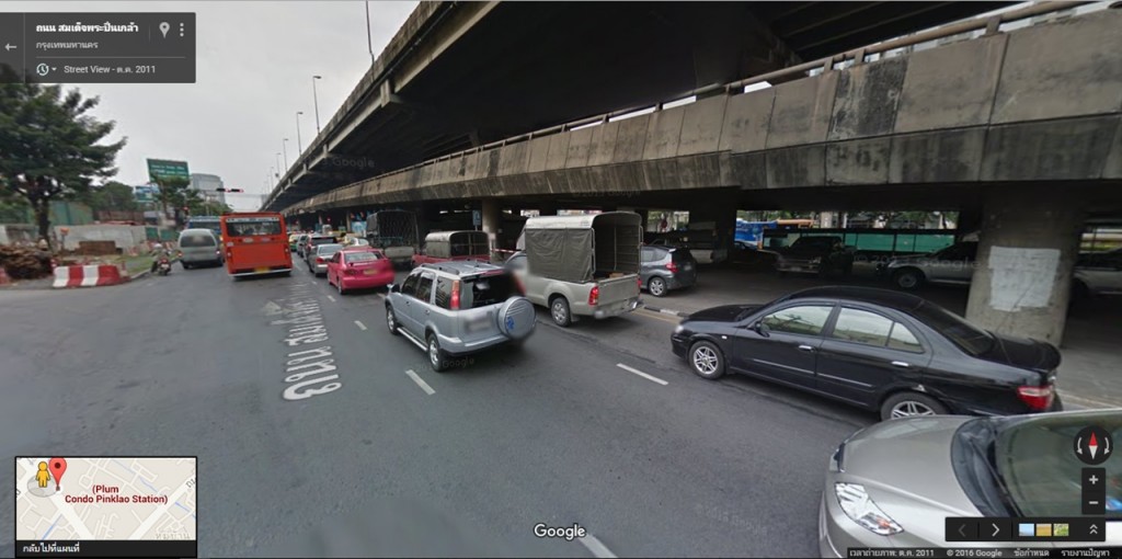 ก่อนถึงแยกบรมฯ จะมีทางกลับรถ