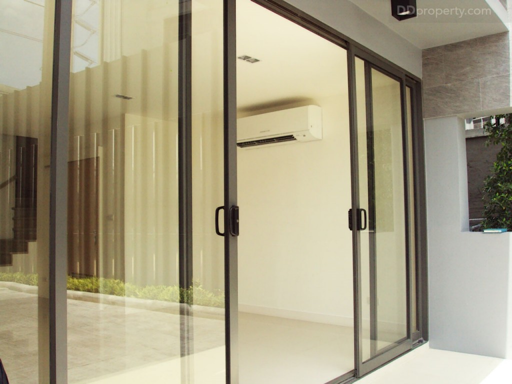 T59 WestgateT59 WESTGATE_p28-015