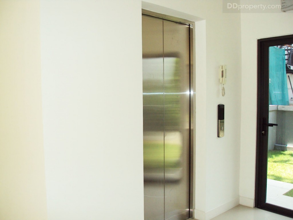 T59 WestgateT59 WESTGATE_p31-018