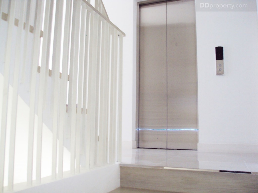 T59 WestgateT59 WESTGATE_p33-020