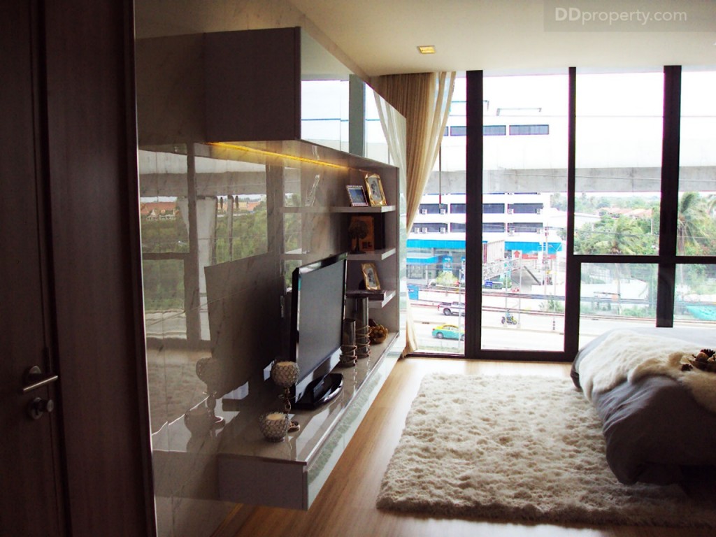 T59 WestgateT59 WESTGATE_p70-056