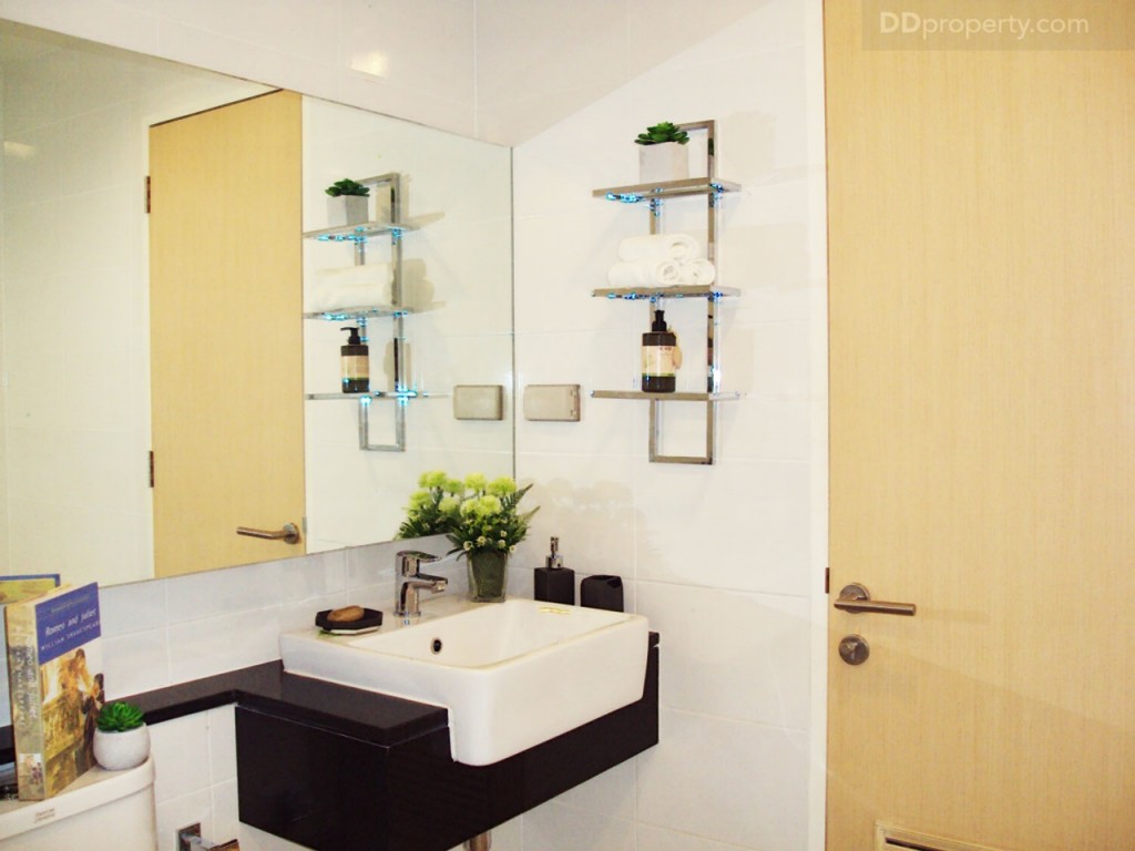 T59 WestgateT59 WESTGATE_p74-058