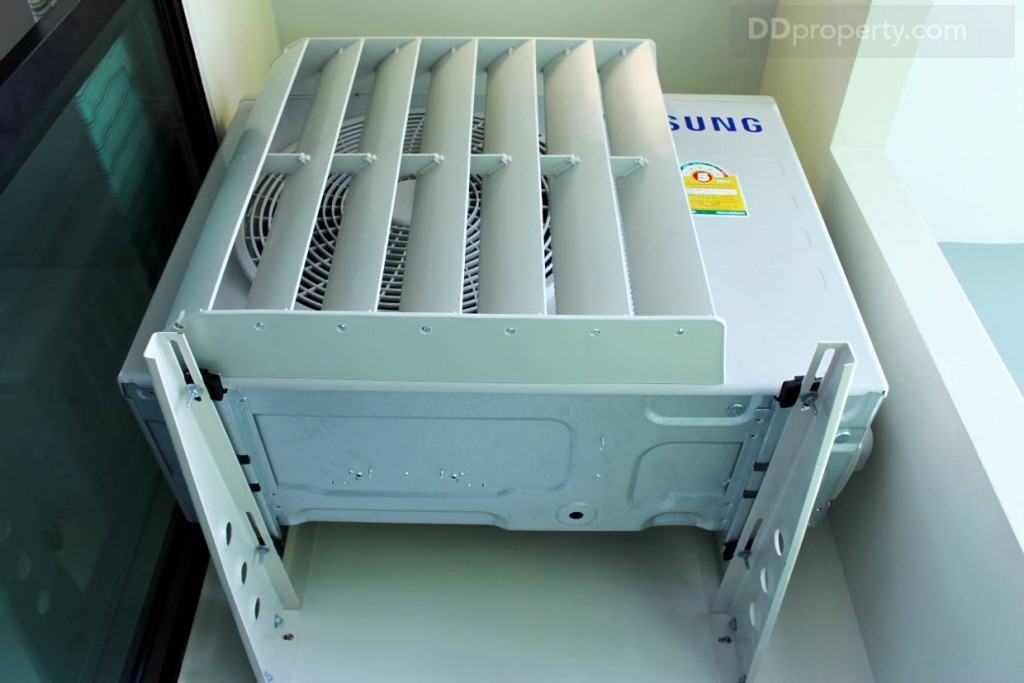 ที่ปรับทิศทางลมจากคอมเพรสเซอร์แอร์ให้ไม่เข้ามาในตัวห้อง