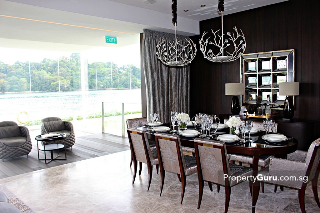 corals at keppel bay dining 4 BR