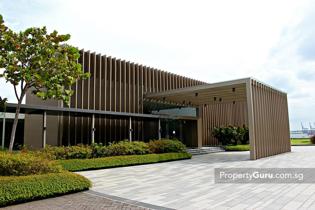 corals at keppel bay show flat